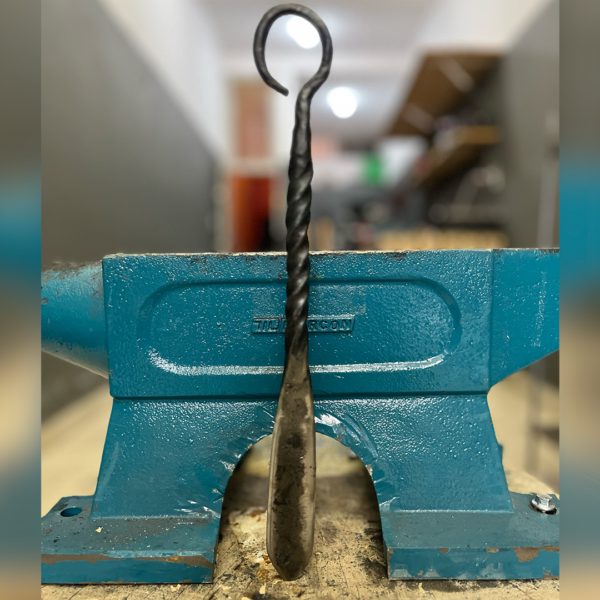 Sáb. 21/06 - Prática em Forja: Kunai - 8H de Duração